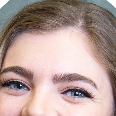 Portrait of Lauren Peterson.